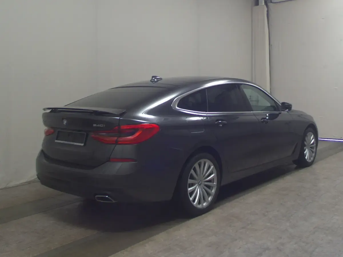 Gebraucht BMW 640 333 PS (244 kW) 2022 Grau Coupé