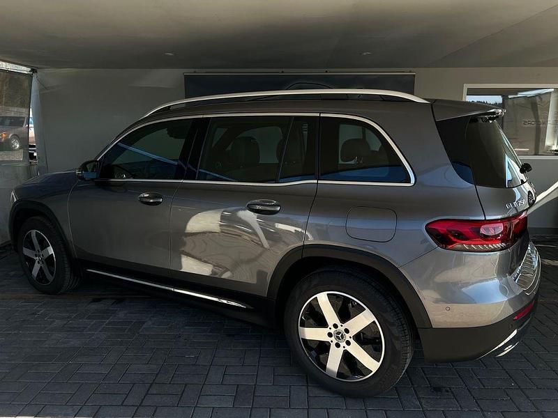 Gebraucht Mercedes GLB250 224 PS (164 kW) 2020 Grau SUV