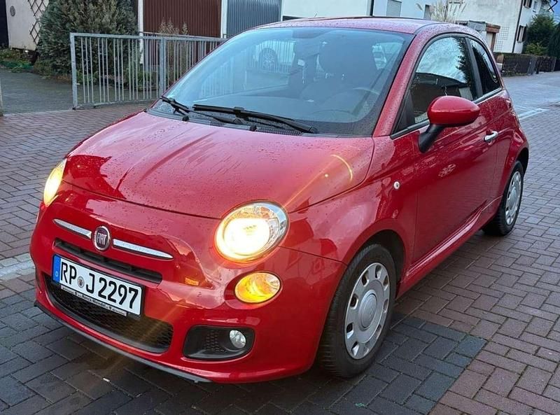 Rot Gebraucht 2015 Fiat 500 Limousine | 5.400 € (Guter Preis) - Bild 1/4