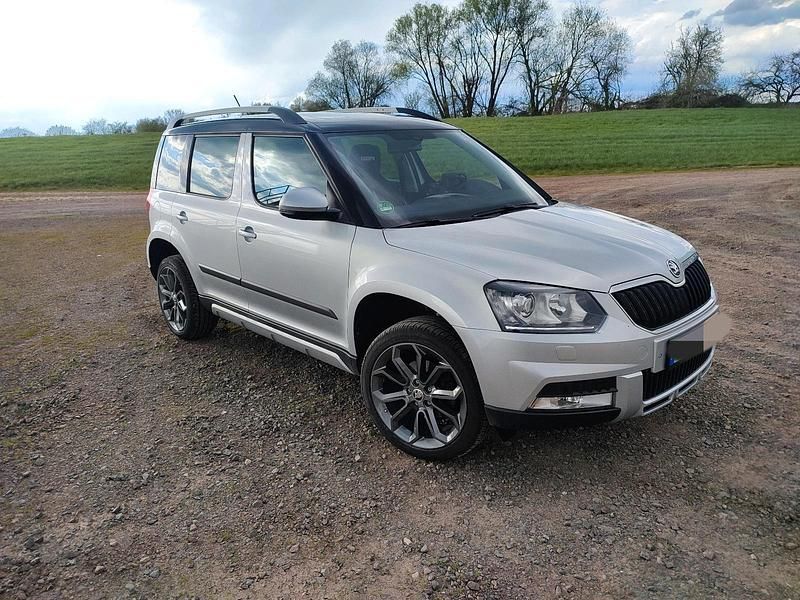 Gebraucht Skoda Yeti 140 PS (102 kW) 2014 Silber SUV