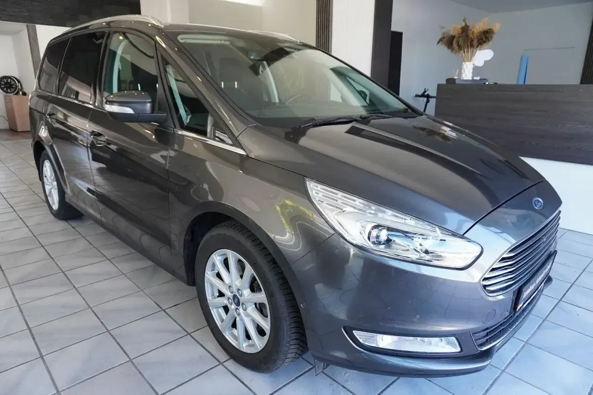 Gebraucht Ford Galaxy Titanium 190 PS (139 kW) 2018 Grau Van / Kleinbus