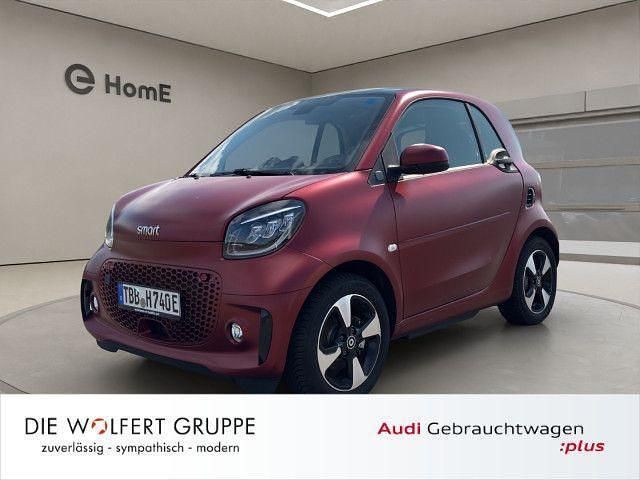 Carmine red matt Gebraucht 2023 Smart ForTwo Coupé Passion Coupé | 14.790 € (Etwas zu teuer) - Bild 1/4