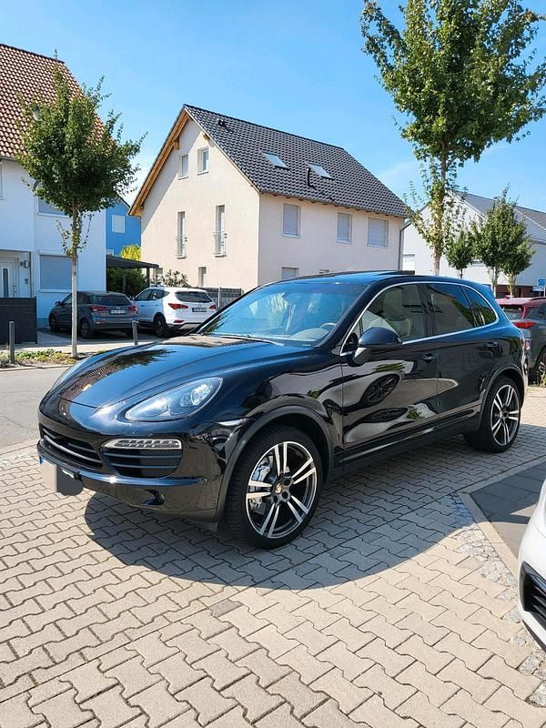 Schwarz Gebraucht 2012 Porsche Cayenne SUV | 19.990 € (Guter Preis) - Bild 1/4