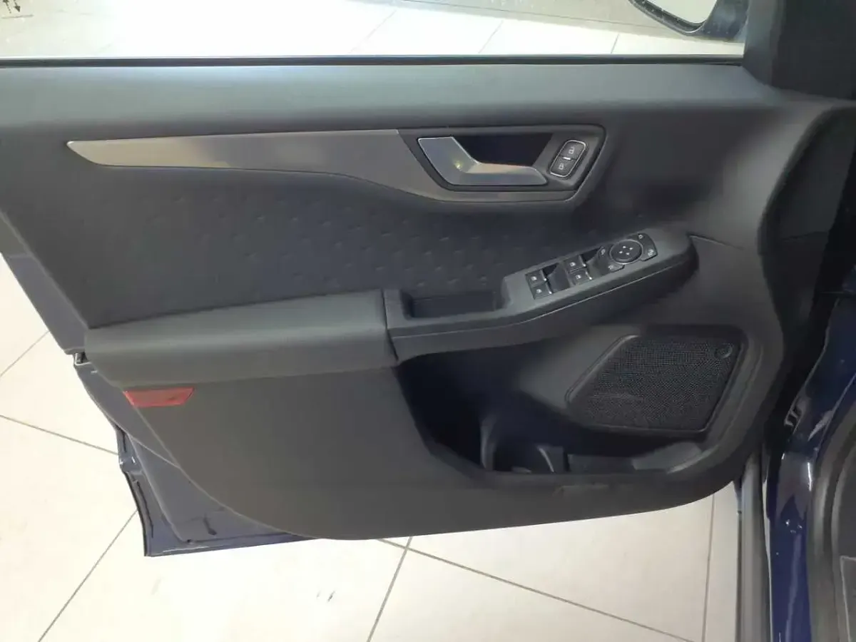 Gebraucht Ford Kuga Titanium 190 PS (139 kW) 2020 Blazer blau SUV