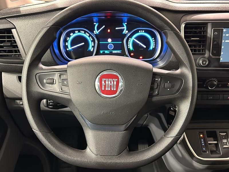 Gebraucht Fiat e-Scudo 100 kW (136 PS) 2022 Weiß Van / Kleinbus