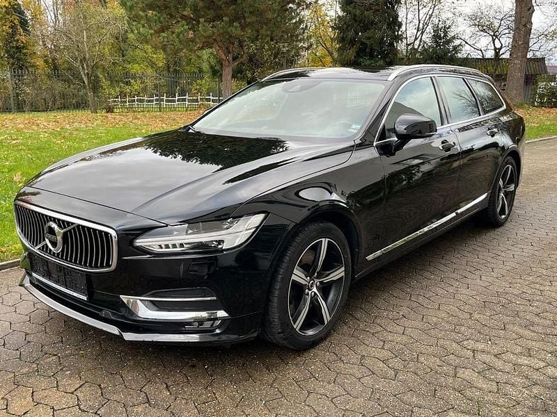 Schwarz Gebraucht 2018 Volvo V90 Inscription Kombi | 17.999 € (Superpreis) - Bild 1/4