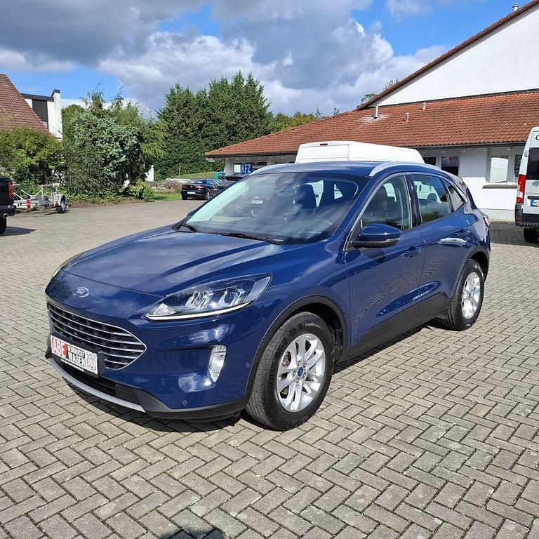Blazer blue Gebraucht 2022 Ford Kuga Titanium SUV | 18.999 € (Fairer Preis) - Bild 1/4