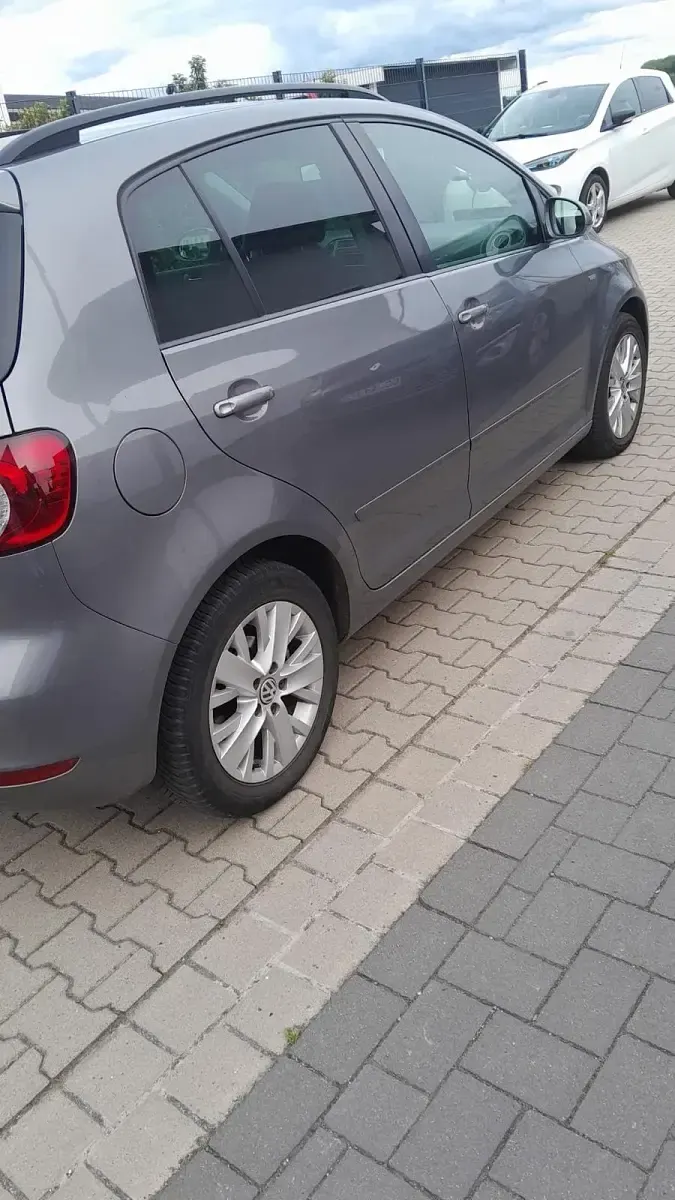 Gebraucht VW Golf VII 105 PS (77 kW) 2013 Grau Limousine