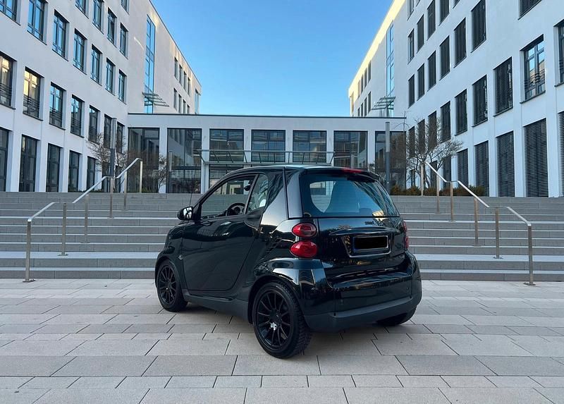 Gebraucht Smart ForTwo Coupé 71 PS (52 kW) 2010 Schwarz Coupé