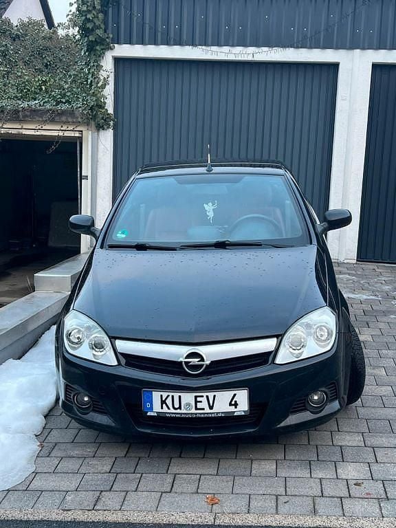 Gebraucht Opel Tigra 125 PS (91 kW) 2008 Schwarz Cabrio