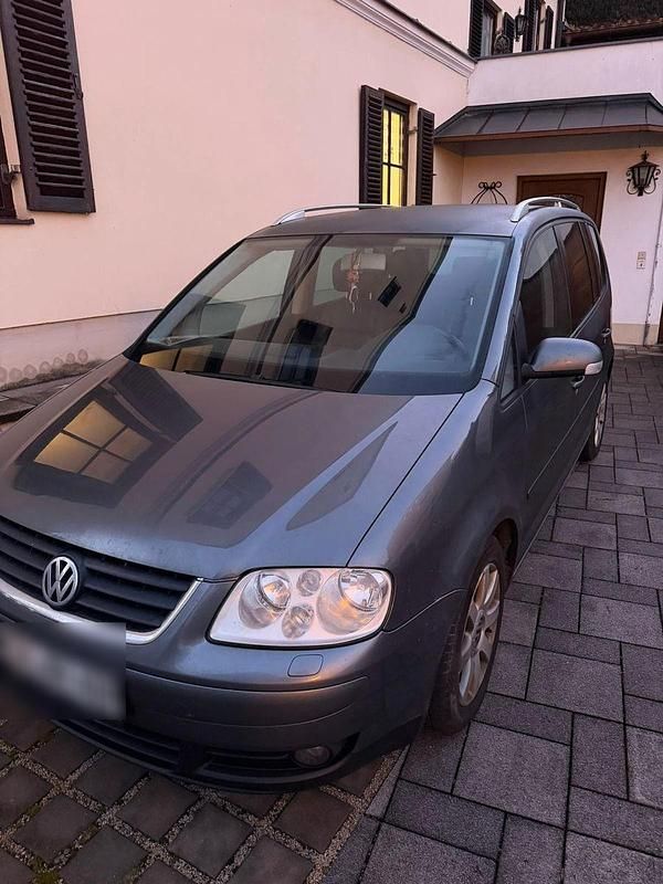 Grau Gebraucht 2004 VW Touran Trendline Van / Kleinbus | 1.300 € (Superpreis) - Bild 1/4