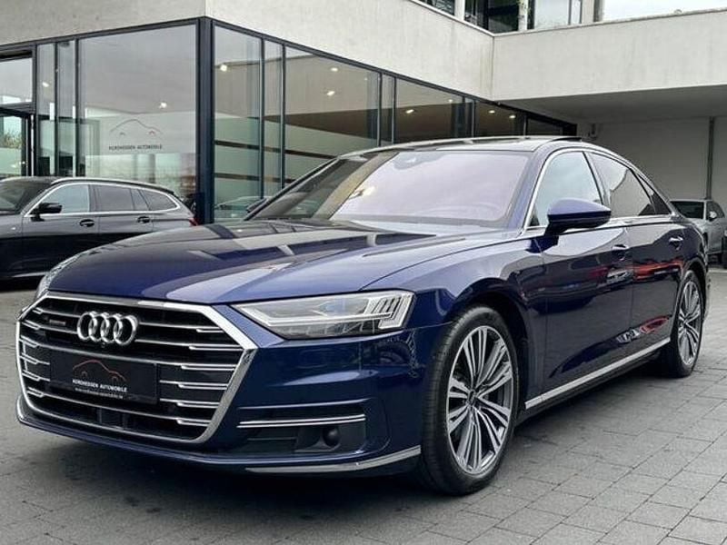Navarrablau metallic Gebraucht 2022 Audi A8 Ambiente Limousine | 48.680 € (Fairer Preis) - Bild 1/4