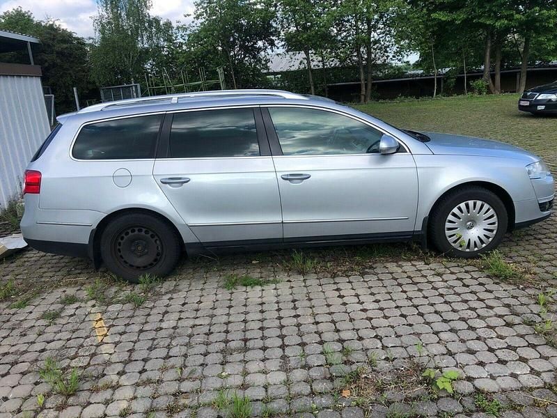 Gebraucht VW Passat Highline 150 PS (110 kW) 2006 Silber Kombi