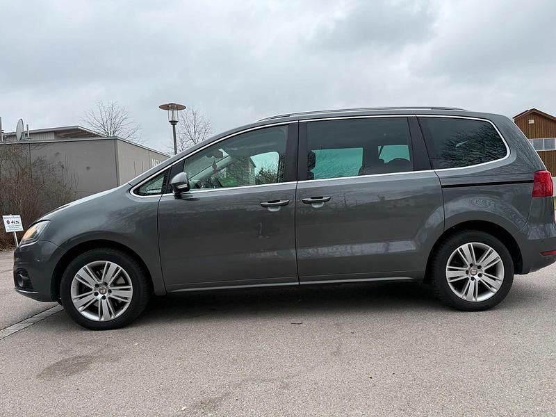 Gebraucht Seat Alhambra 177 PS (130 kW) 2015 Grau Van / Kleinbus