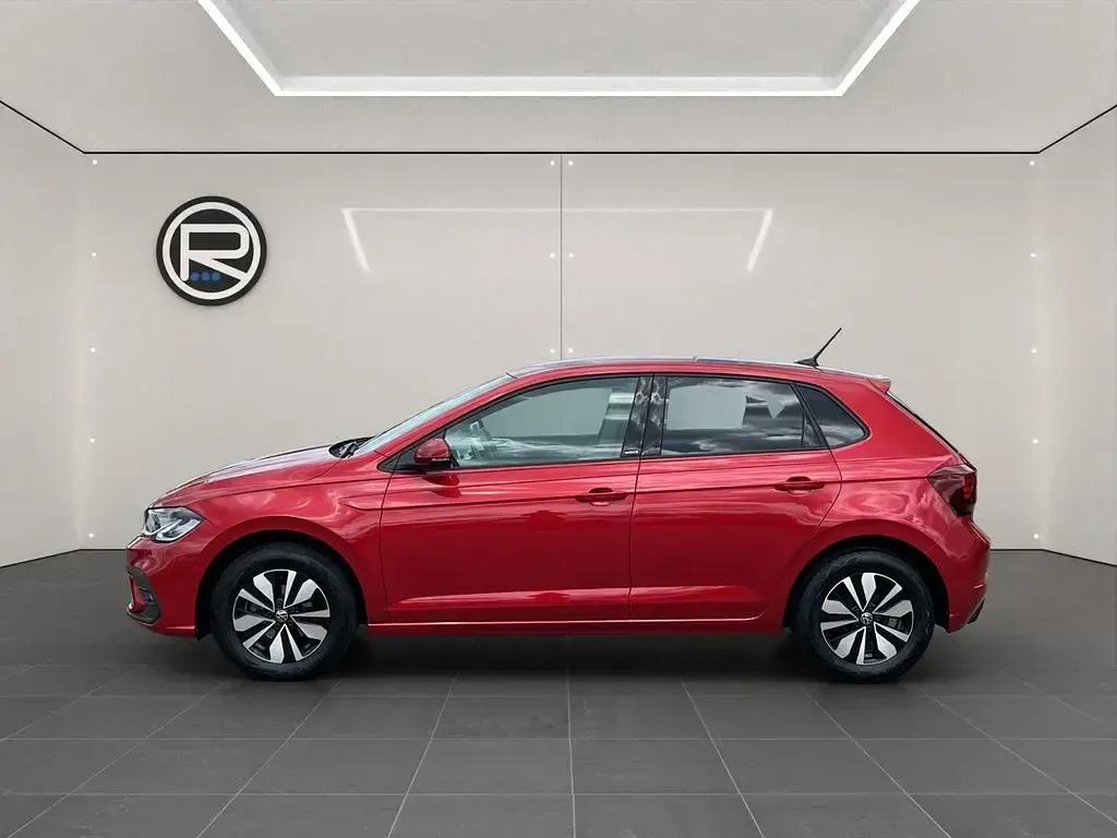 Gebraucht VW Polo Move 80 PS (58 kW) 2024 Rot Kleinwagen