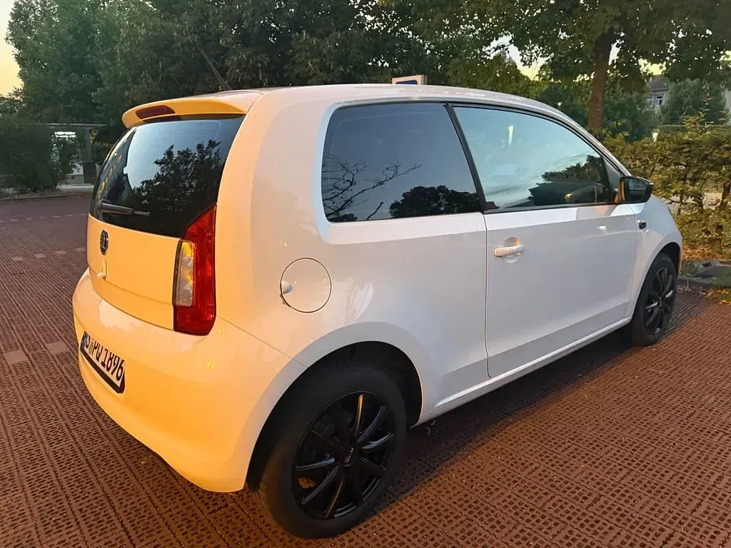Gebraucht Skoda Citigo 60 PS (44 kW) 2016 Weiß Kleinwagen