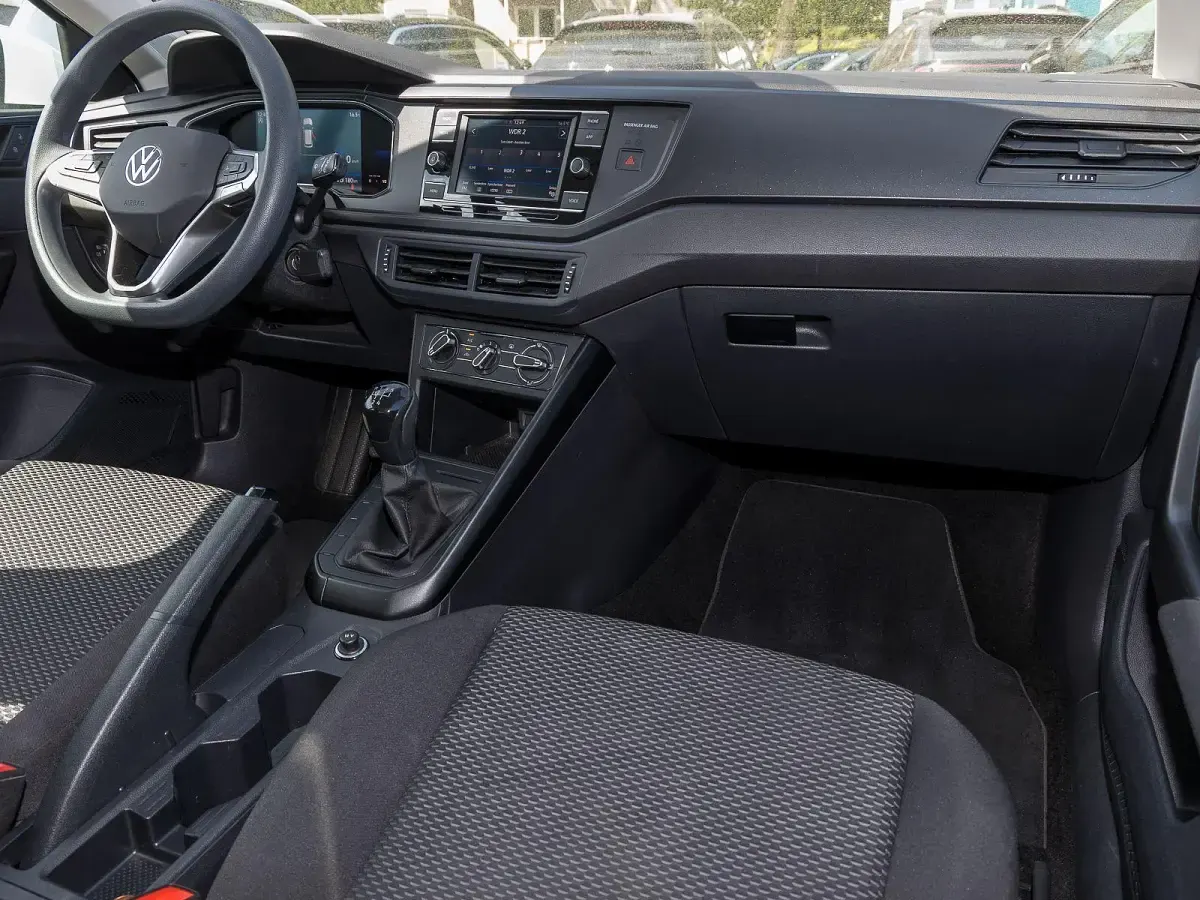 Używany VW Taigo 95 KM (69 kW) 2022 Biały SUV