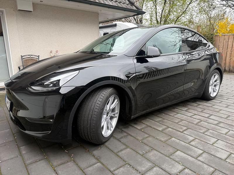 Gebraucht Tesla Model Y 378 kW (514 PS) 2023 Schwarz SUV