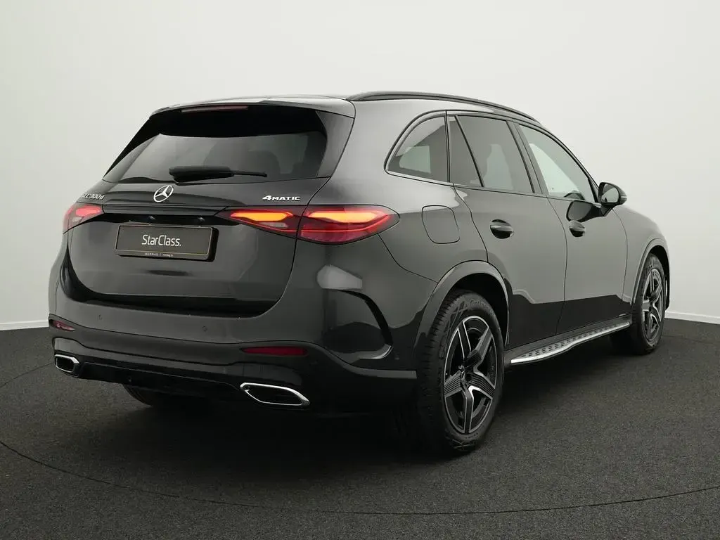 Gebraucht Mercedes GLC300 AMG line 269 PS (197 kW) 2025 Grau SUV