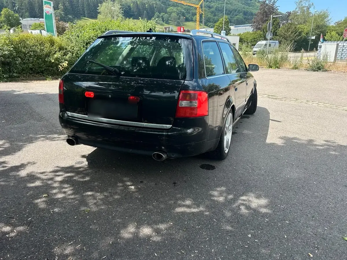 Gebraucht Audi A6 220 PS (161 kW) 2004 Schwarz Kombi
