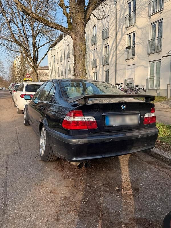 Gebraucht BMW 325 Basis 192 PS (141 kW) 2002 Blau Limousine