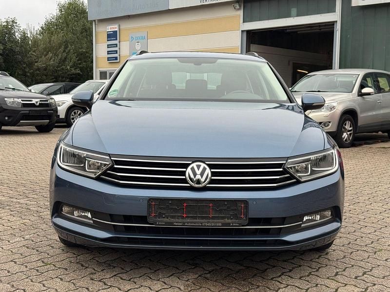 Gebraucht VW Passat 150 PS (110 kW) 2015 Blau Kombi