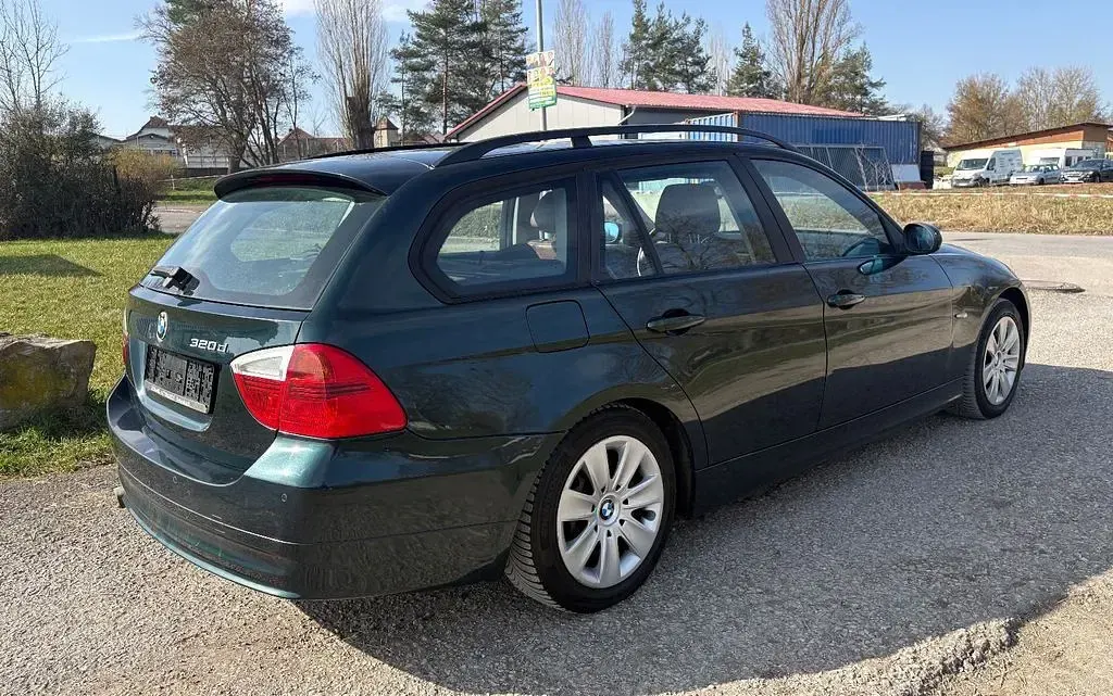 Brugt BMW 320 177 HK (130 kW) 2008 Grøn Stationcar