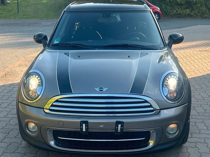 Braun Gebraucht 2011 Mini Clubman Kombi | 7.200 € (Teuer) - Bild 1/4