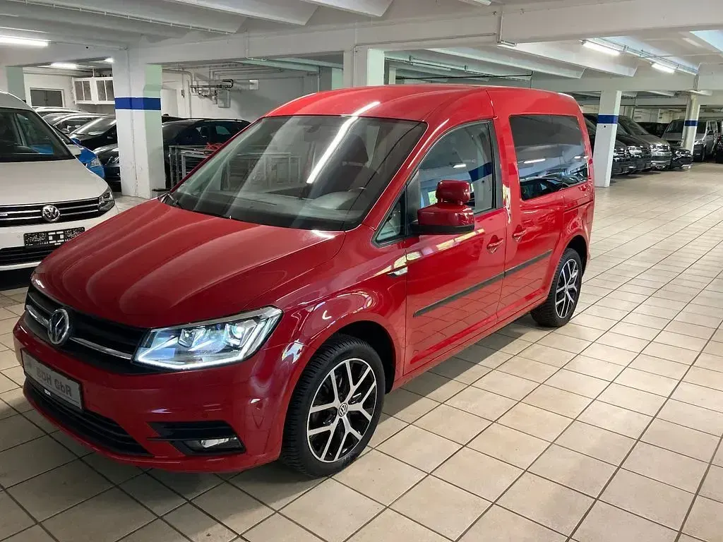 Usata VW Caddy 102 CV (75 kW) 2018 Rosso Monovolume