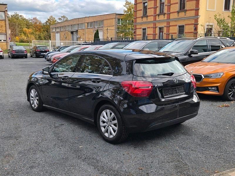 Gebraucht Mercedes A160 Style 102 PS (75 kW) 2017 Schwarz Limousine