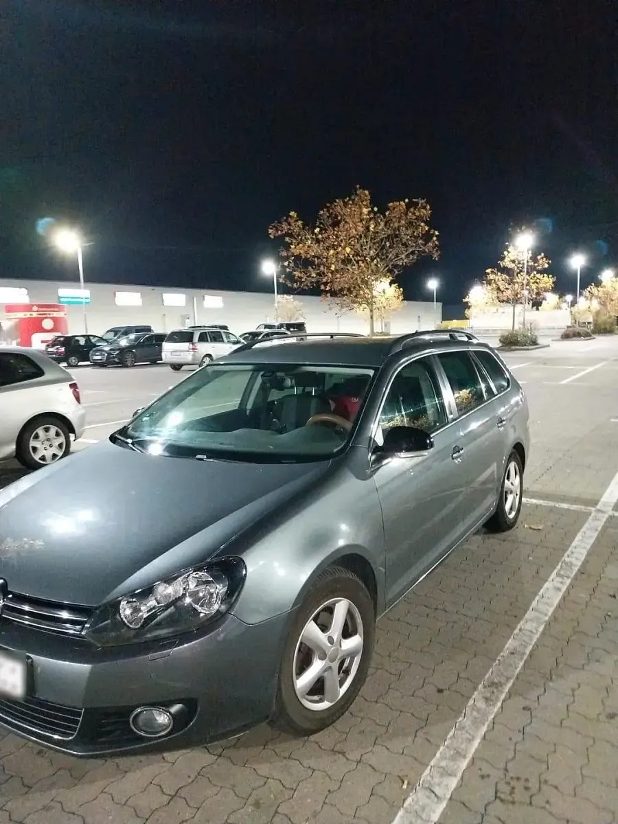 Second-hand VW Golf VII 105 CP (77 kW) 2012 Gri Break