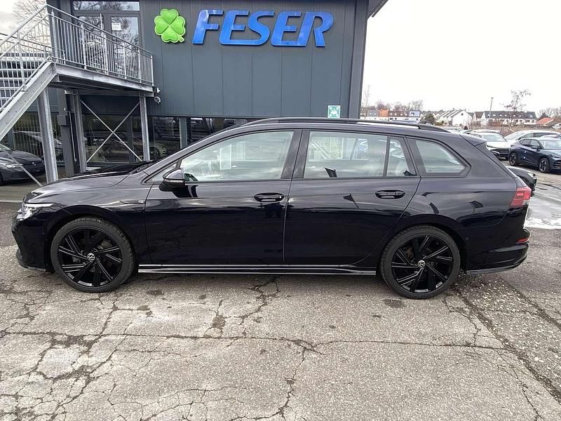 Gebraucht VW Golf VIII R-line 150 PS (110 kW) 2022 Schwarz Kombi