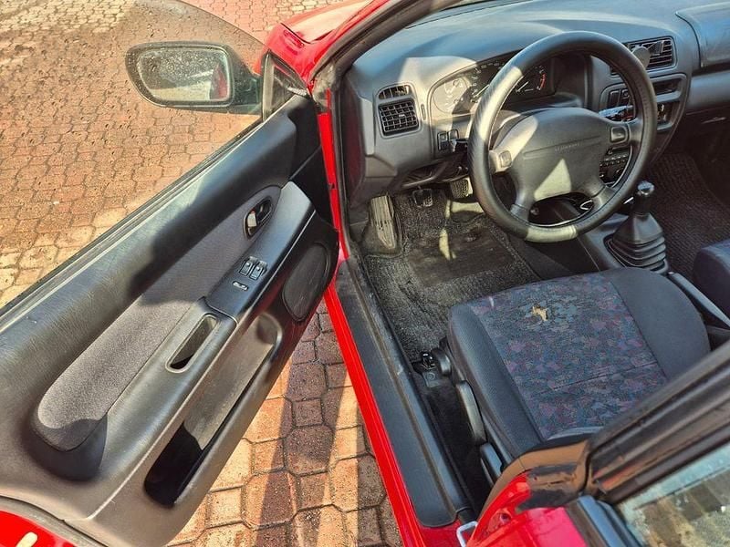 Gebraucht Mazda 323F 88 PS (64 kW) 1997 Rot Limousine