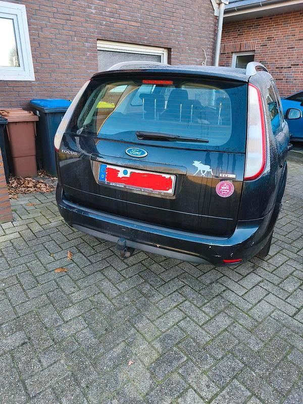 Gebraucht Ford Focus Style 109 PS (80 kW) 2009 Schwarz Kombi