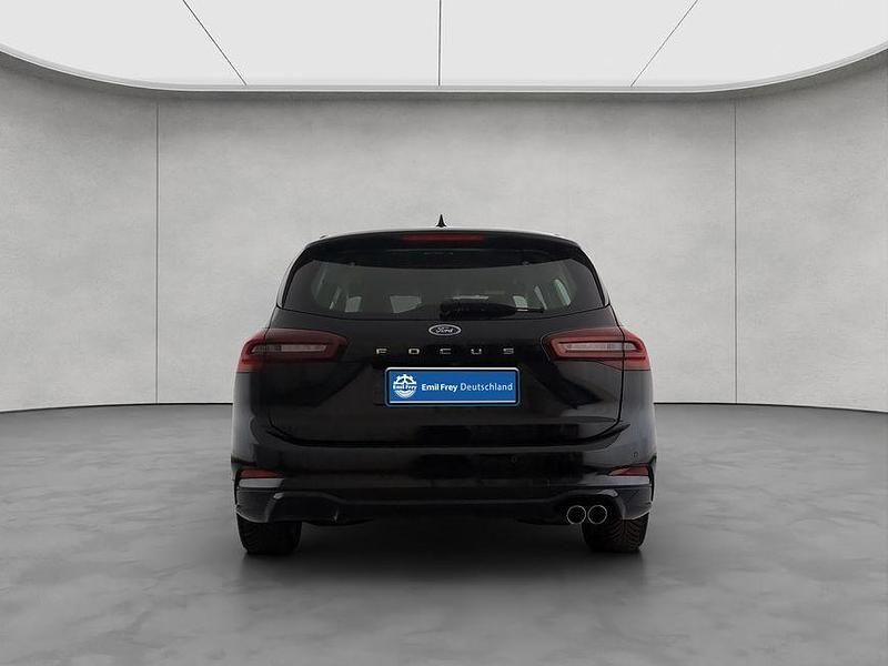 Gebraucht Ford Focus ST-Line 116 PS (85 kW) 2024 Agate black metallic Kombi