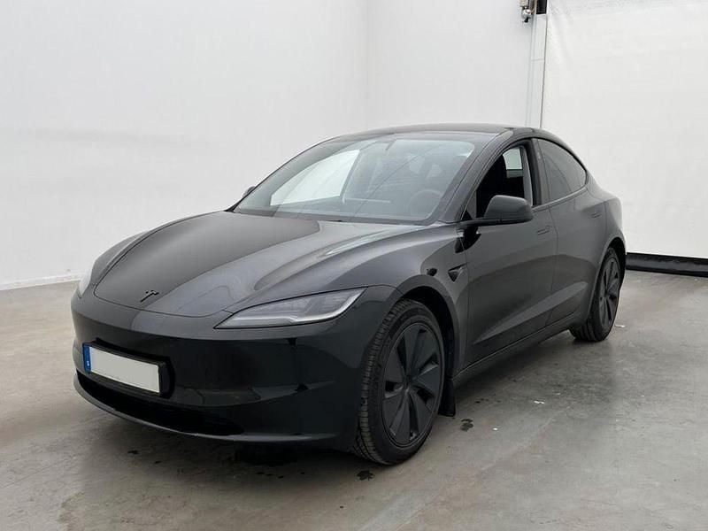 Schwarz Gebraucht 2023 Tesla Model 3 Limousine | 33.465 € (Guter Preis) - Bild 1/4