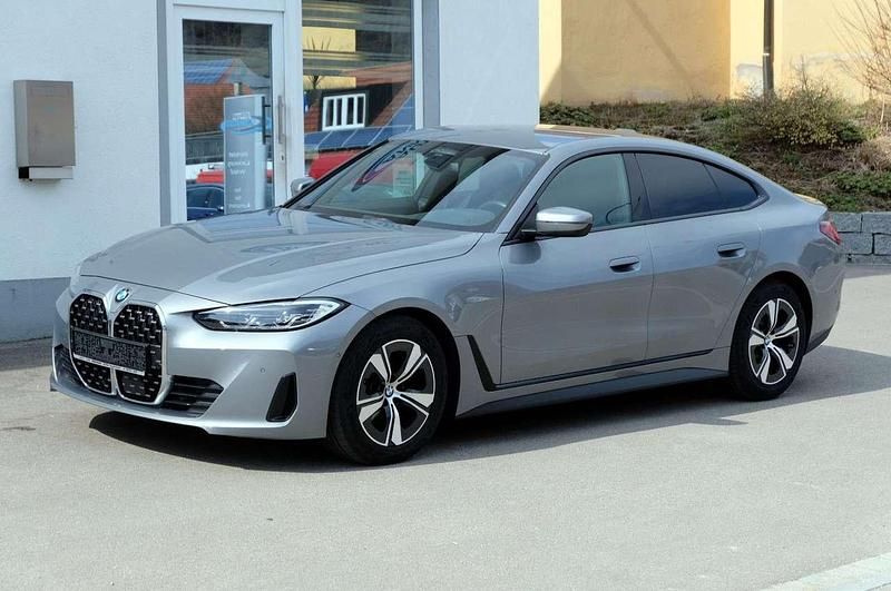 Skyscraper grau Gebraucht 2022 BMW 420 Gran Coupé Sport Line Coupé | 34.900 € (Guter Preis) - Bild 1/4