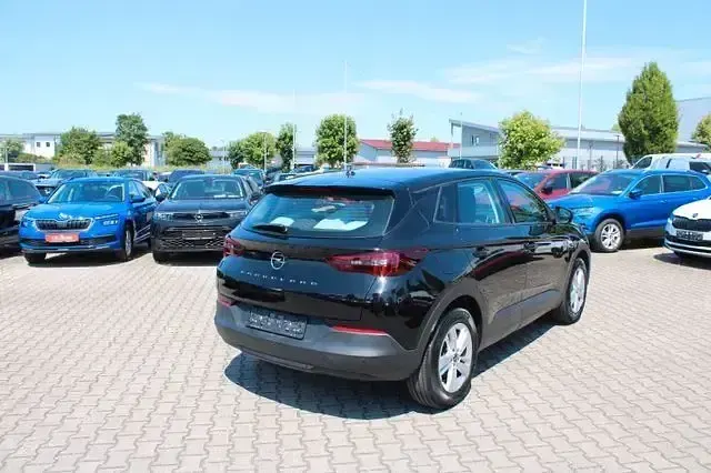 Gebraucht Opel Grandland X 131 PS (96 kW) 2022 Schwarz SUV