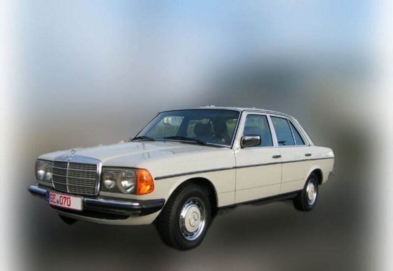 Weiß Gebraucht 1982 Mercedes 200 Limousine | 2.499 € - Bild 1/4