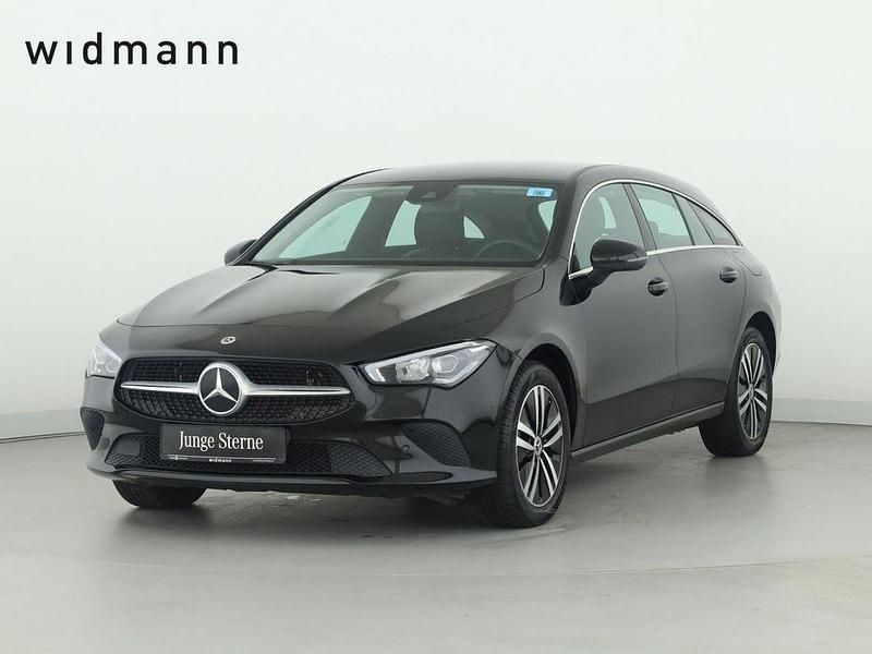 Unilack nachtschwarz Gebraucht 2022 Mercedes CLA250e Shooting Brake Kombi | 25.850 € (Fairer Preis) - Bild 1/4