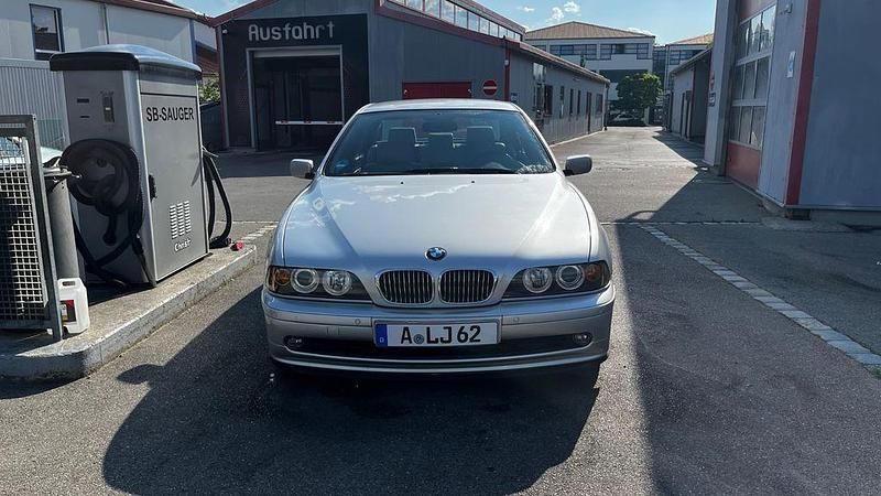 Gebraucht BMW 525 Performance 192 PS (141 kW) 2000 Silber Limousine