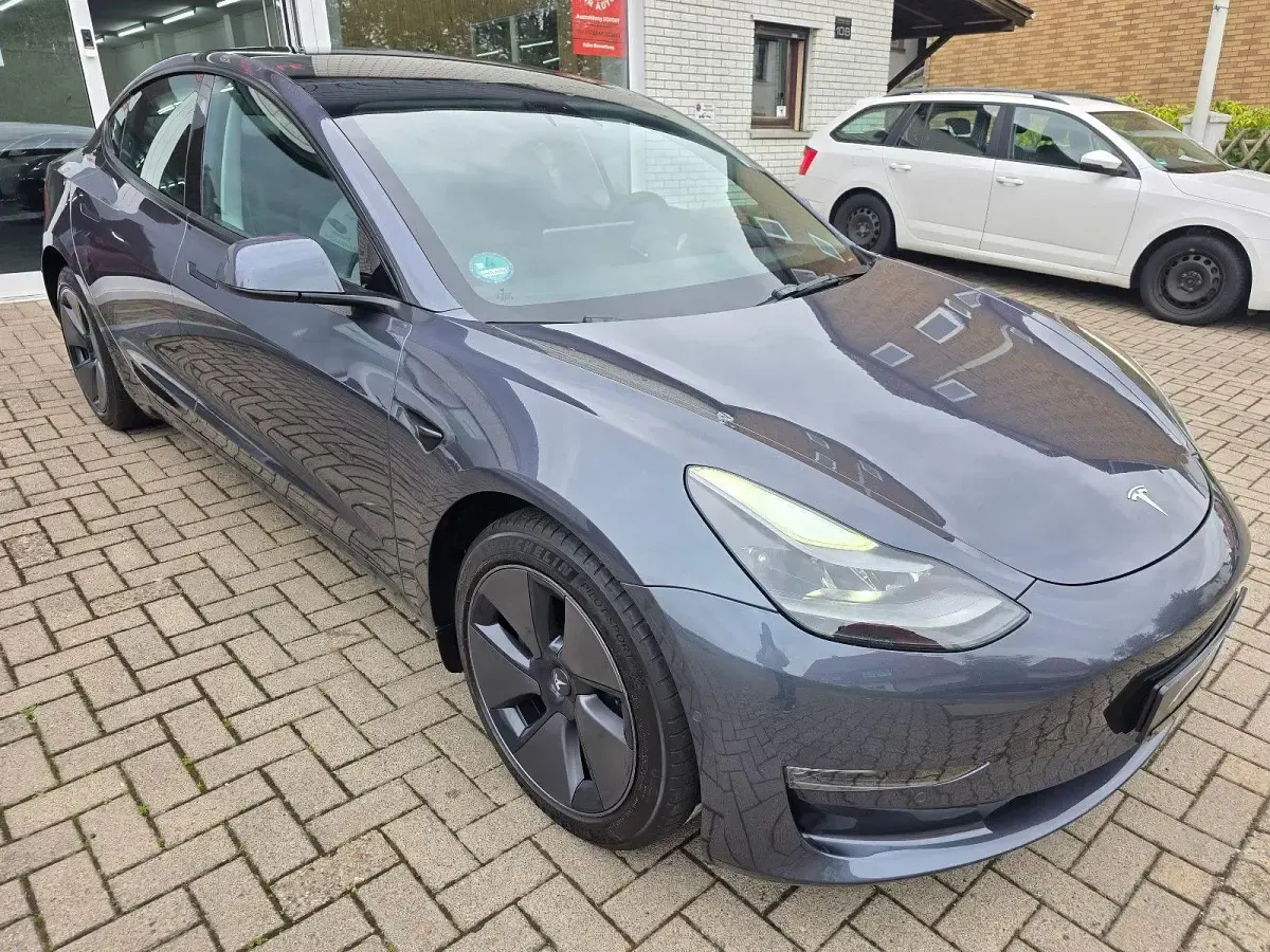 Occasion Tesla Model 3 366 kW (498 ch) 2022 Gris Berline
