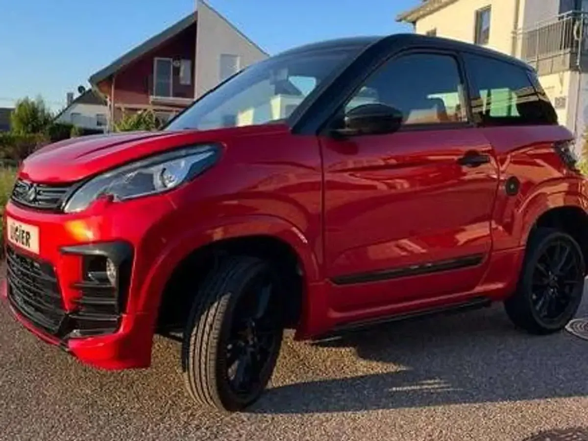 Gebraucht Ligier JS60 2025 Rot Kleinwagen
