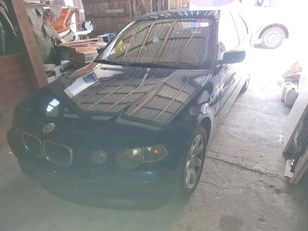Gebraucht BMW 316 116 PS (85 kW) 2002 Blau Limousine