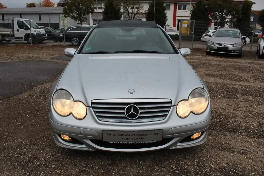 Gebraucht Mercedes C230 204 PS (150 kW) 2008 Silber Coupé
