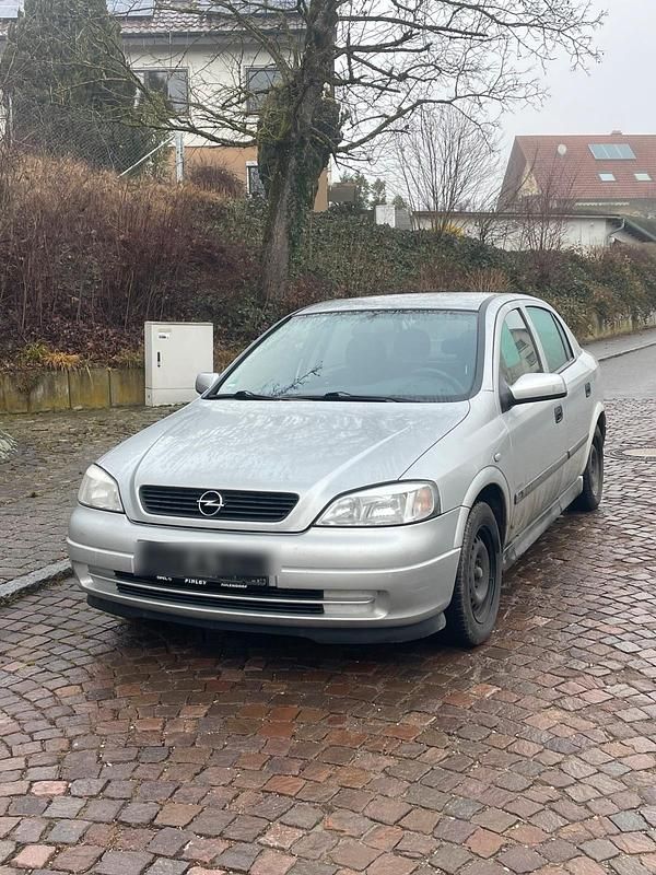 Silber Gebraucht 2000 Opel Astra Limousine | 599 € (Superpreis) - Bild 1/4