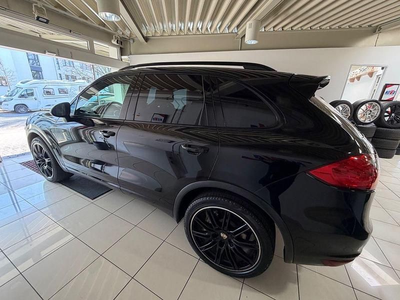 Gebraucht Porsche Cayenne S 400 PS (294 kW) 2011 Schwarz SUV