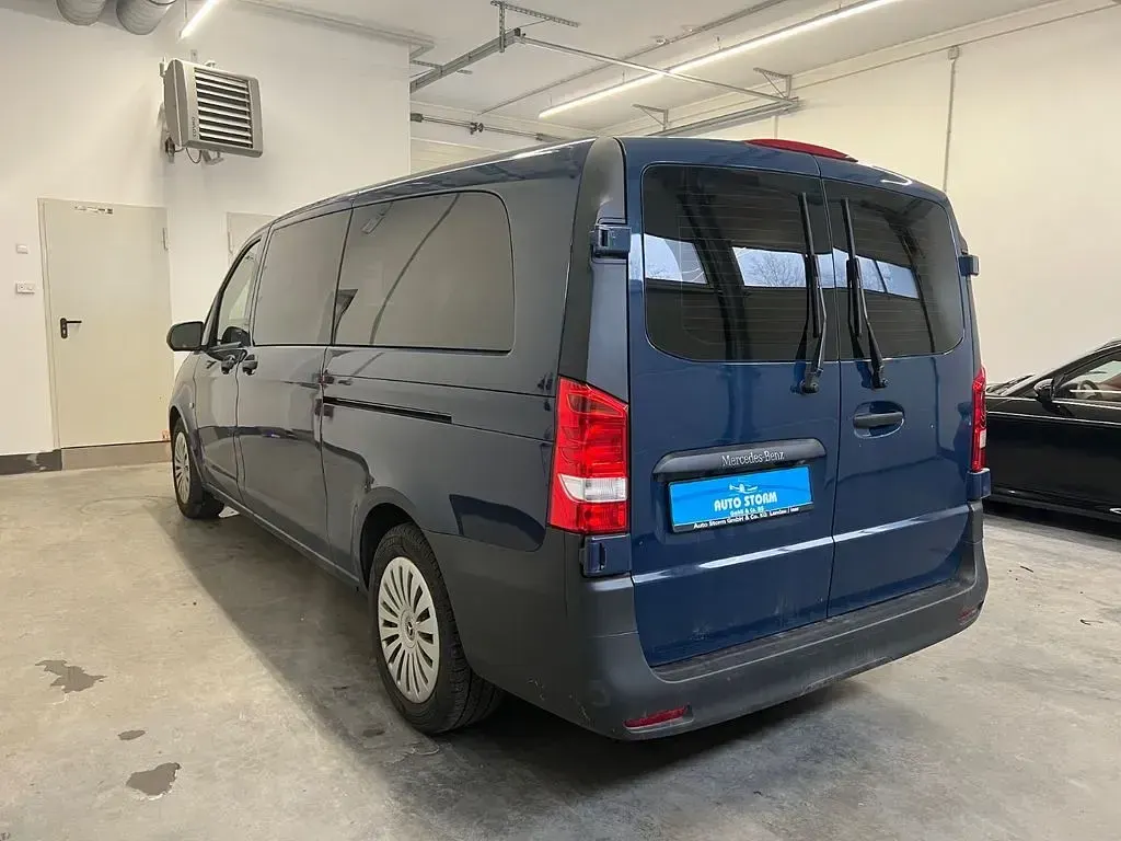Gebraucht Mercedes Vito 136 PS (100 kW) 2022 Stahlblau Van