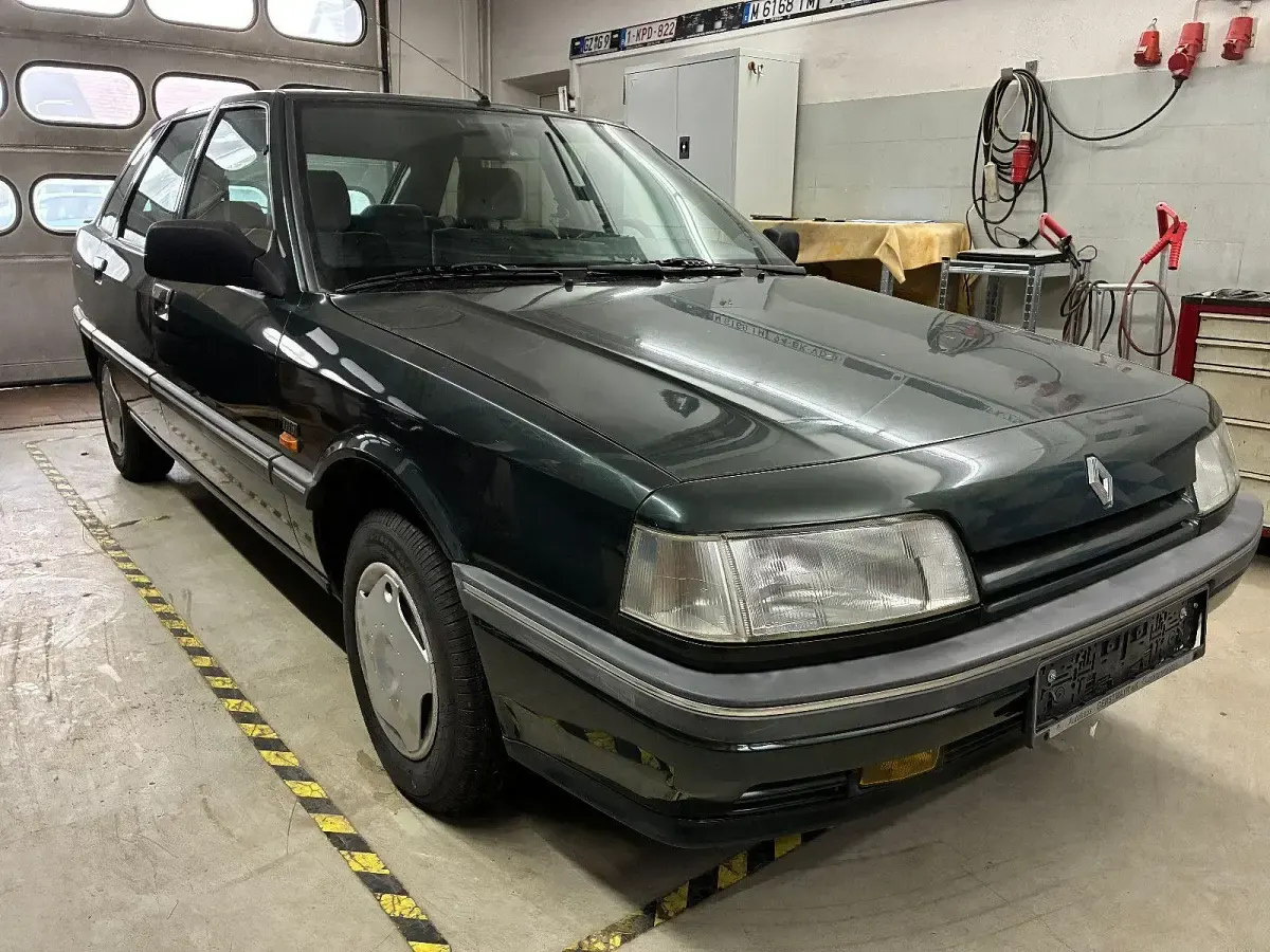 Gebraucht Renault 21 90 PS (66 kW) 1991 Grün Limousine