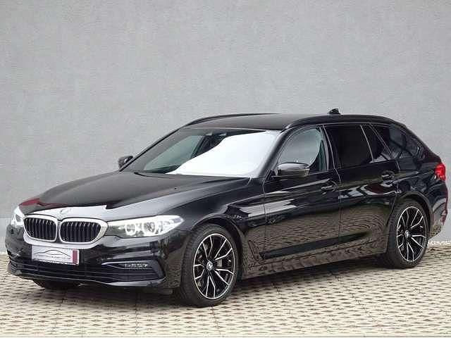 Schwarz Gebraucht 2019 BMW 530 Sport Line Kombi | 34.980 € (Fairer Preis) - Bild 1/3